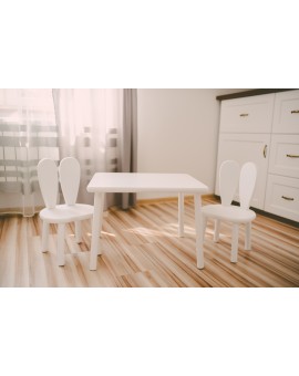 Biały stolik z drewna dla dziecka + 2 krzesełka